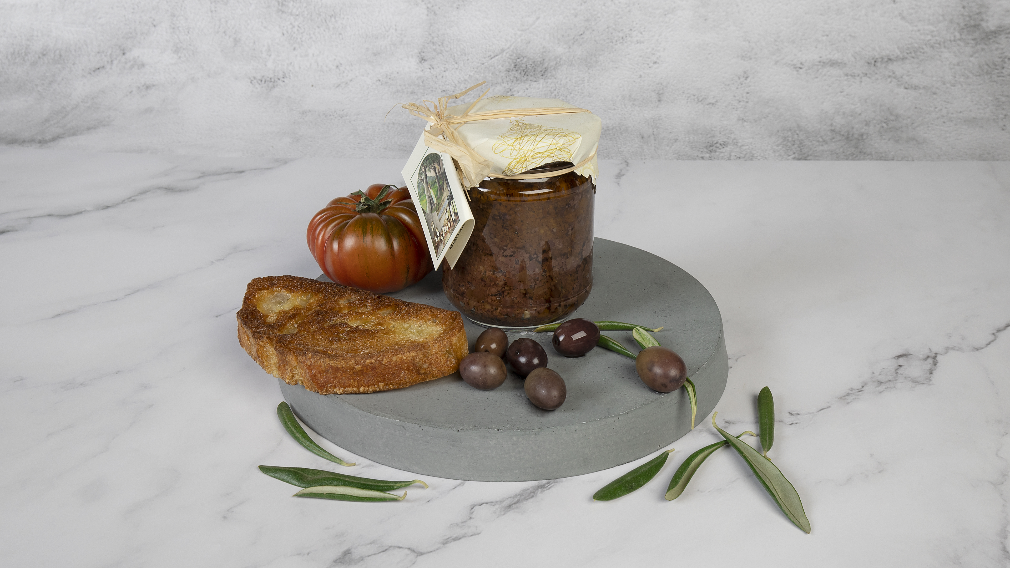 Patè aus Caiazzane-Oliven